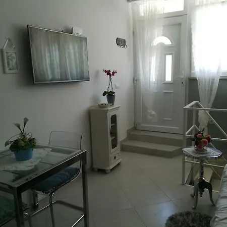Ines Apartment *